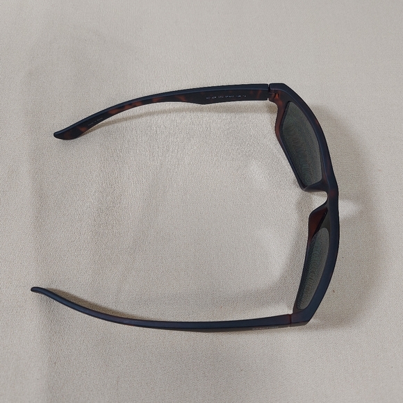 Kenneth Cole Reaction Men's Sunglasses Matte Brown  Rectangular Shape KC1328 52N - Picture 5 of 8